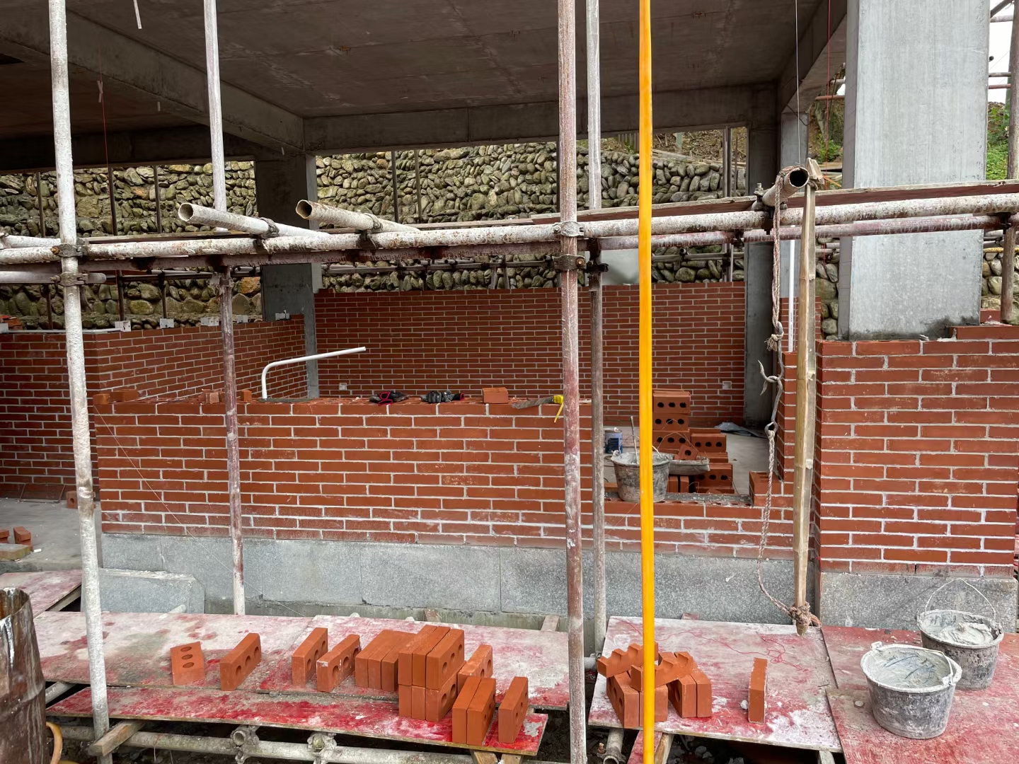 益陽市湘陶建筑材料有限公司,益陽實心燒結磚銷售,古建磚瓦銷售,文化磚哪里好