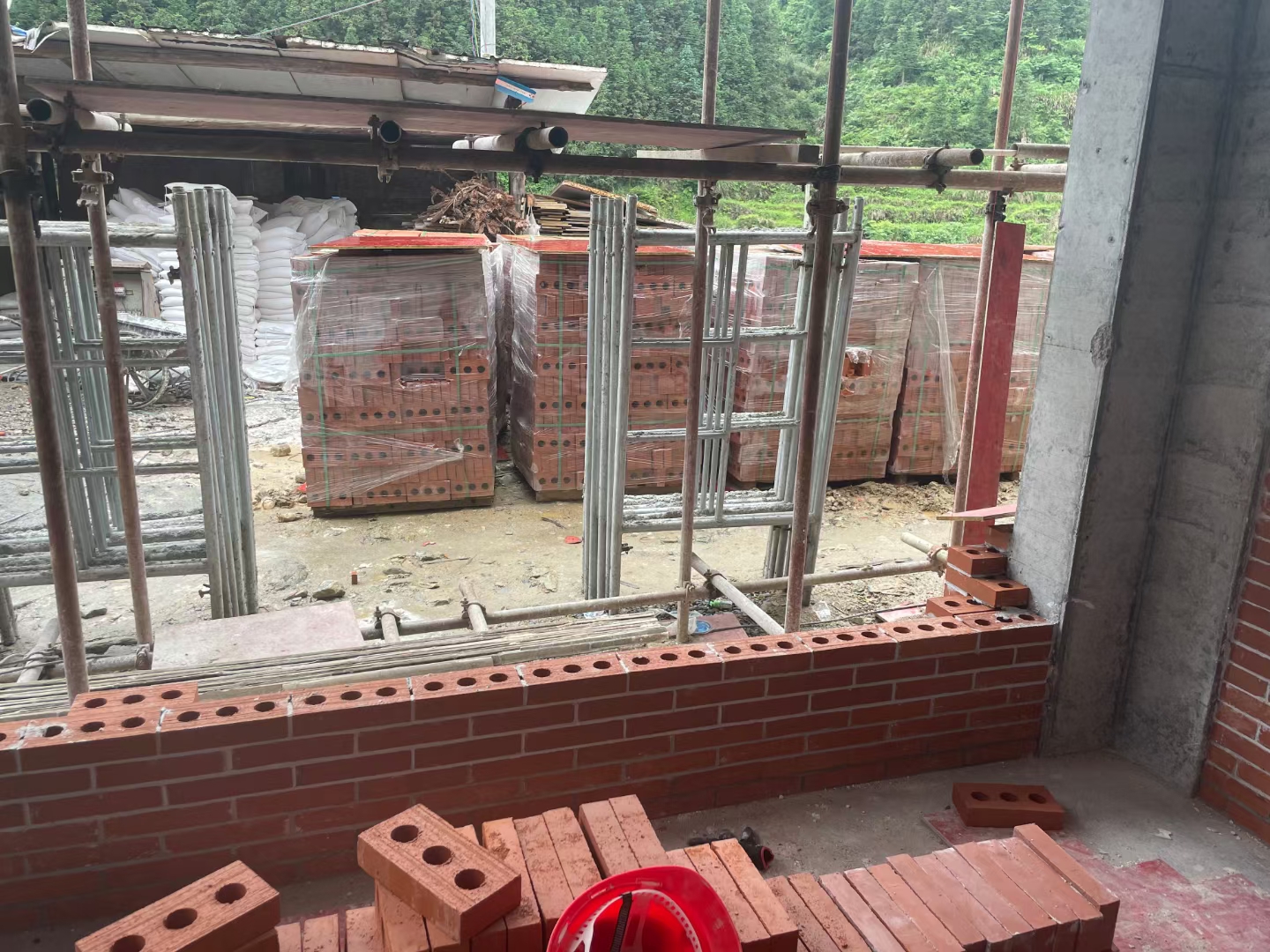 益陽市湘陶建筑材料有限公司,益陽實心燒結磚銷售,古建磚瓦銷售,文化磚哪里好